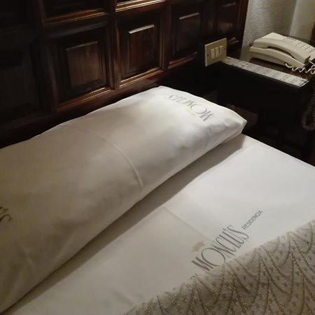 Monclus Otel Palencia Dış mekan fotoğraf